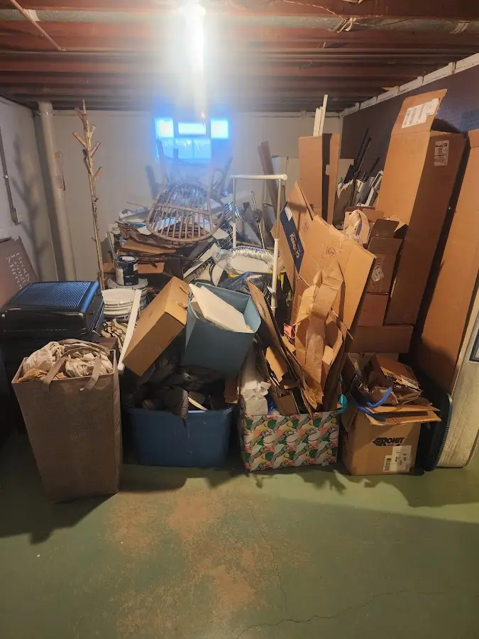 Roll-off dumpster container at job site for Construction Dumpster Rental in Mount Vernon